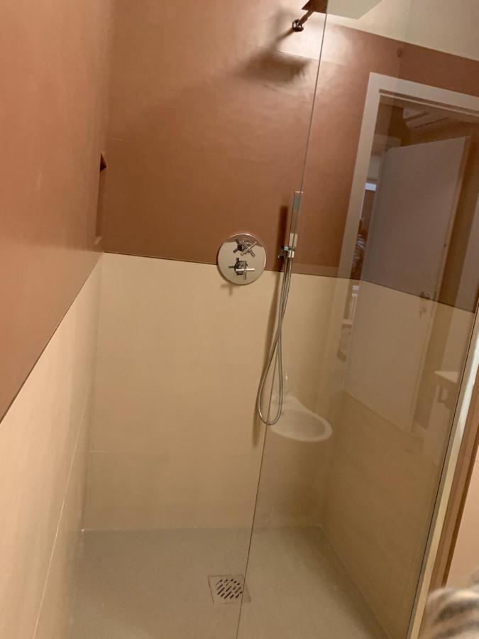 B&B Fossatello Affittacamere Genoa Bagian luar foto